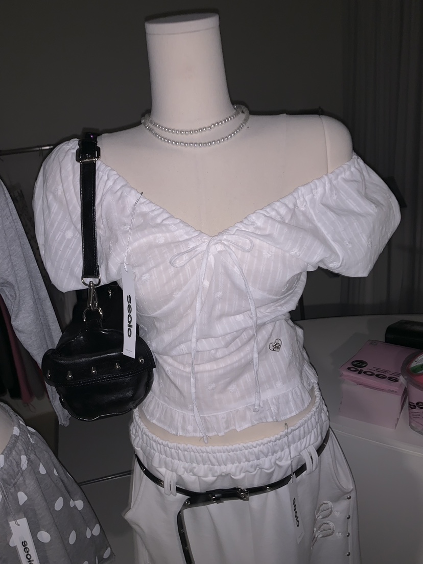 SEOLO韓國代購女士新品熱賣推薦職業休閑26春夏襯衫蕾絲衫Seolo seoul襯衫/蕾絲衫圖色1