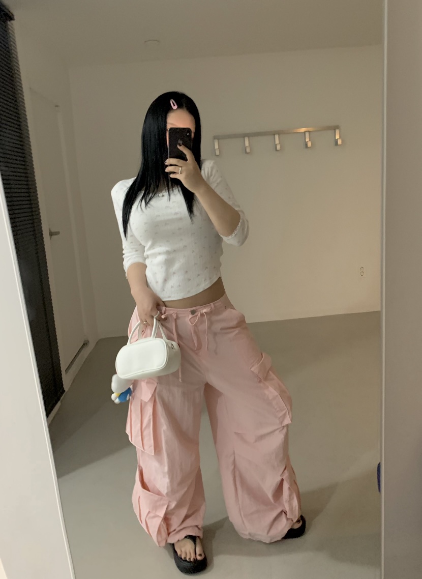 SEOLO韓國代購女士新品26春夏時尚人氣推薦休閑褲口袋花朵Seolo seoul休閑褲