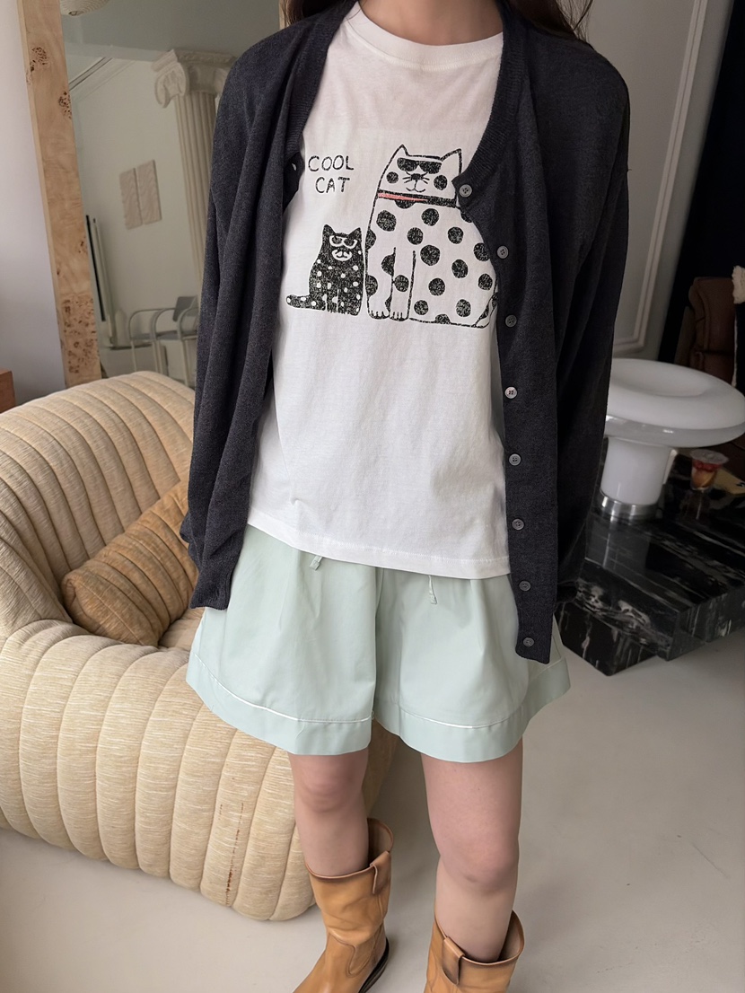 PEBBLE韓國直郵實拍女士新品時尚職業推薦人氣休閑熱賣T恤PEBBLET恤