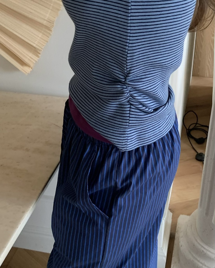 PEBBLE韓國代購女裝新品熱賣推薦人氣26春夏職業吊帶背心PEBBLE吊帶/背心