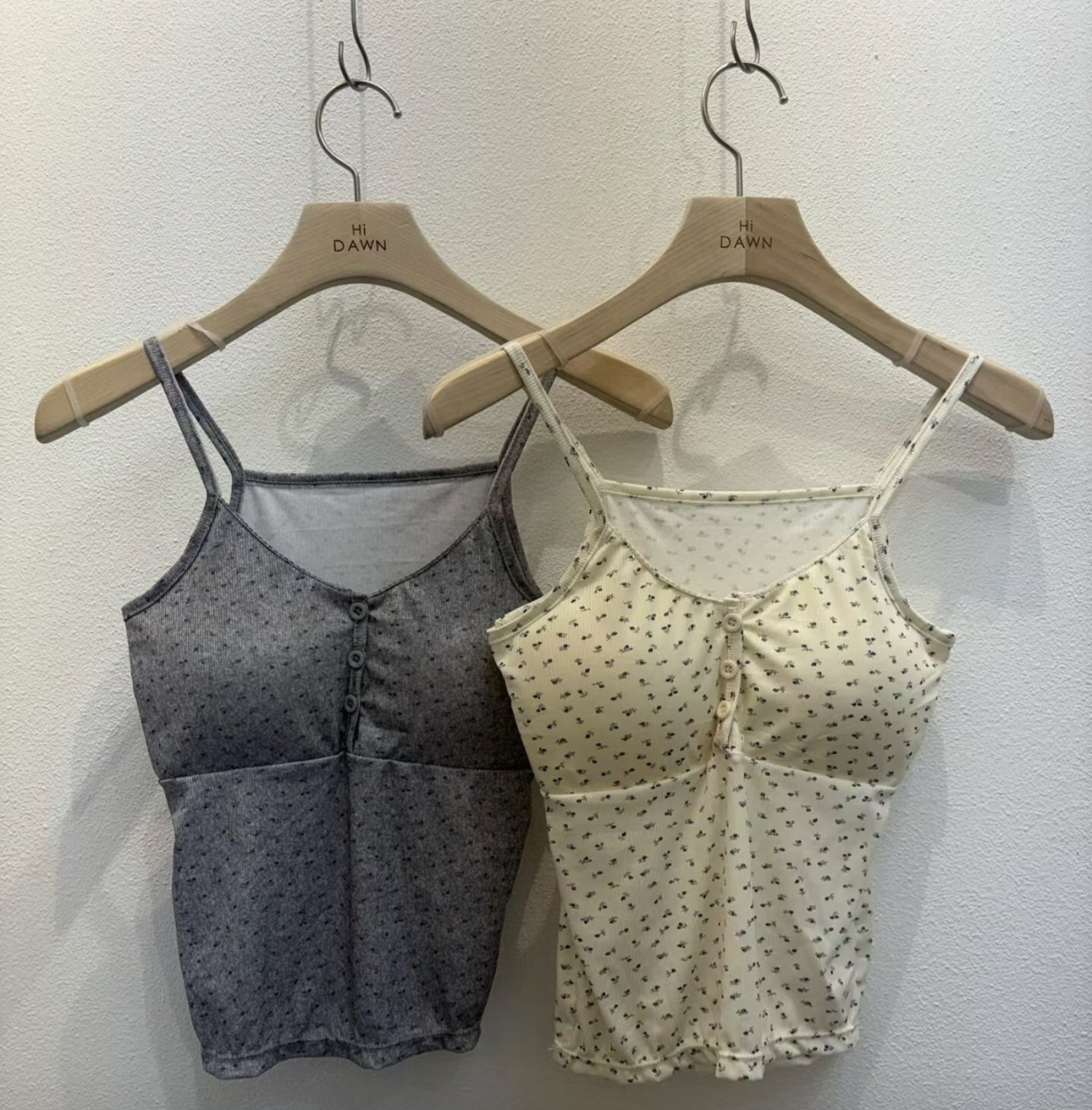 ATTIC韓國東大門直郵女士新款人氣熱賣26春夏吊帶背心小碎花ATTIC吊帶/背心