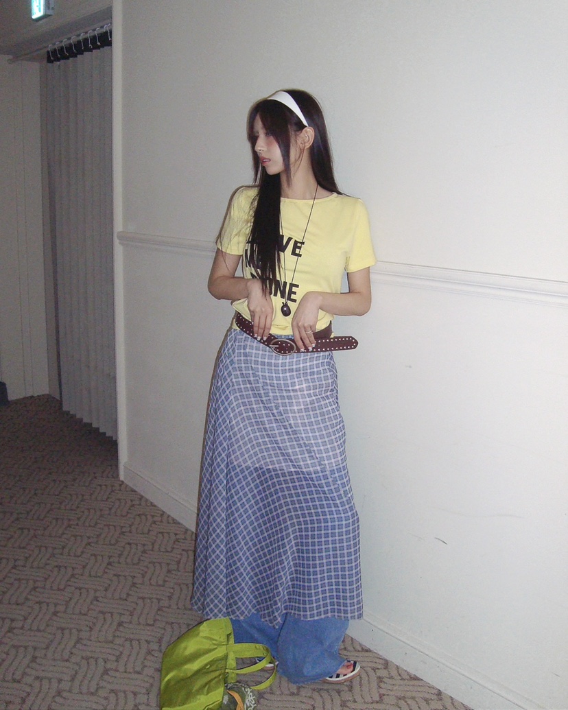 LIVE AID-P韓國代購女士新款人氣推薦26春夏職業時尚T恤LIVE AID-PT恤