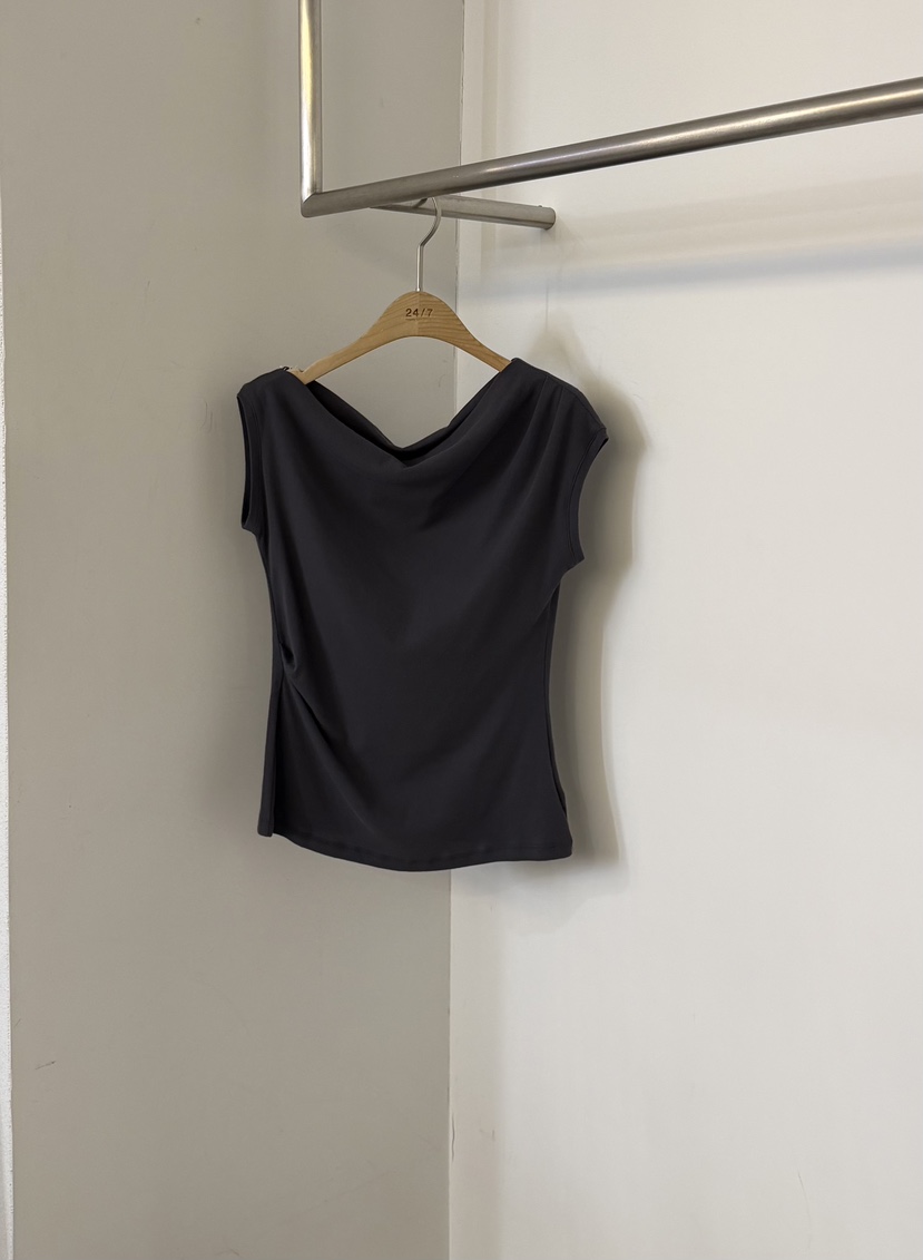 TWENTY FOUR SEVEN24-7韓國東大門代購女裝新品時尚T恤TEWNTY FOUR SEVEN24-7T恤圖色3墨色