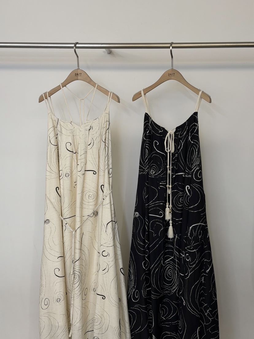 TWENTY FOUR SEVEN24-7韓國東大門直郵女士新款時尚連衣裙含腰繩TEWNTY FOUR SEVEN24-7連衣裙