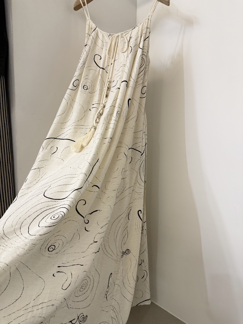 TWENTY FOUR SEVEN24-7韓國東大門直郵女士新款時尚連衣裙含腰繩TEWNTY FOUR SEVEN24-7連衣裙