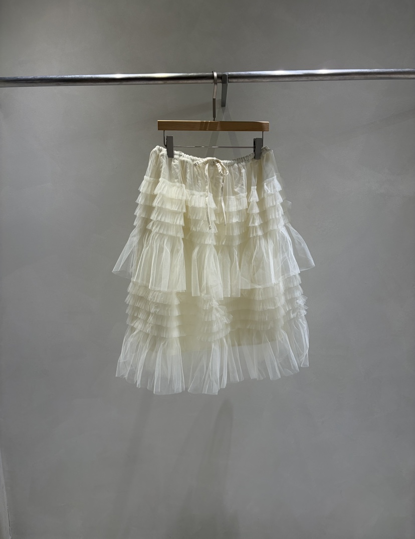 TOO HOT韓國代購女士新款26春夏職業推薦半身裙中短裙蕾絲TOO HOT半身裙/中短裙圖色1