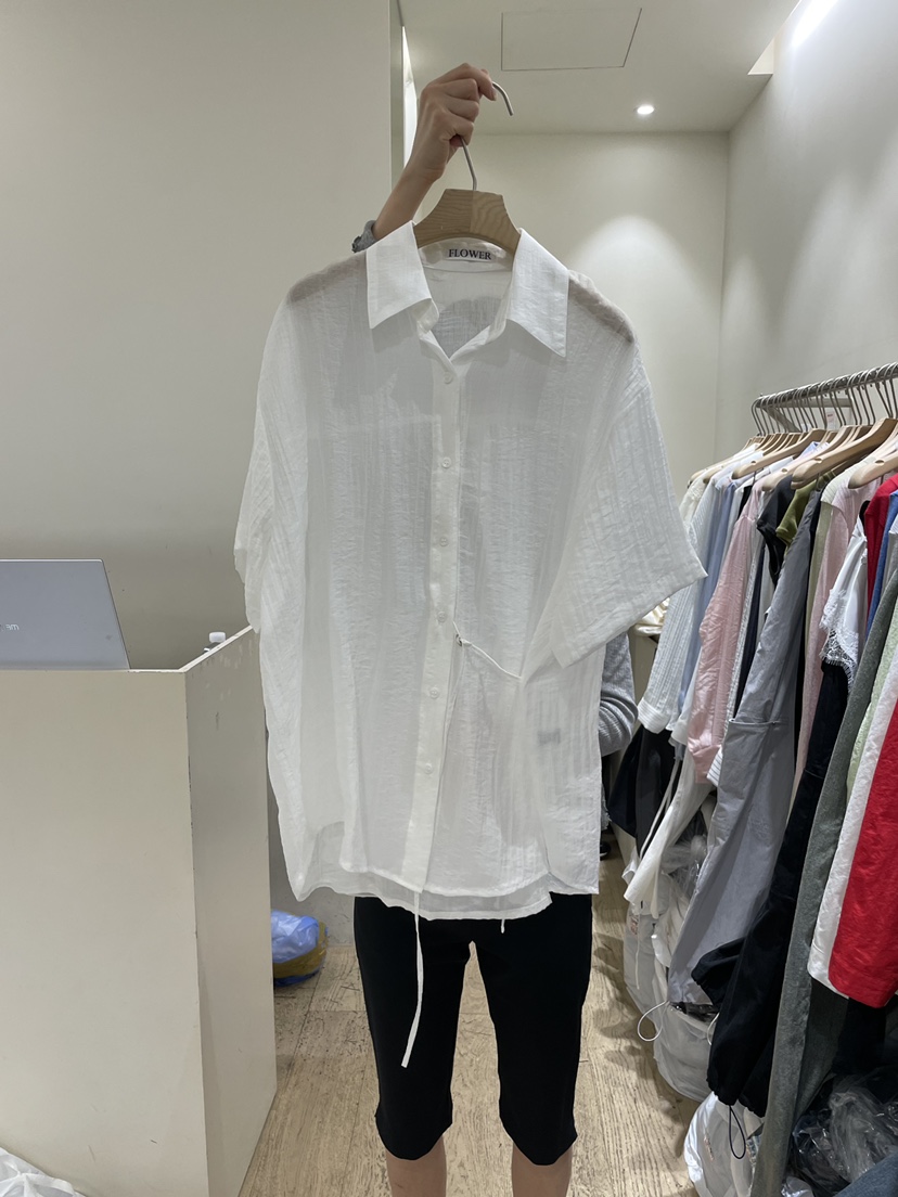 FLOWER-L韓國東大門代購女裝新款時尚26春夏推薦襯衫蕾絲衫FLOWER-L襯衫/蕾絲衫圖色1