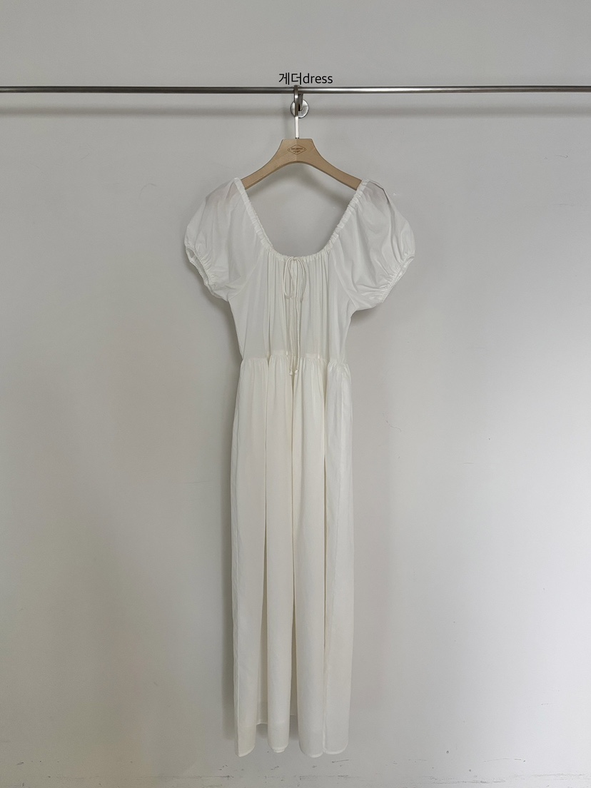 VERGAMOT韓國東大門代購女士新款時尚人氣熱賣連衣裙褶皺VERGAMOT連衣裙圖色1