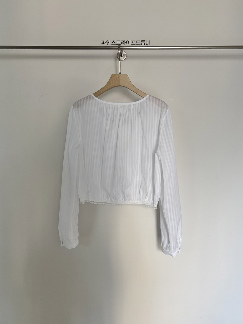 VERGAMOT韓國東大門直郵女士新款26春夏職業襯衫蕾絲衫條紋VERGAMOT襯衫/蕾絲衫