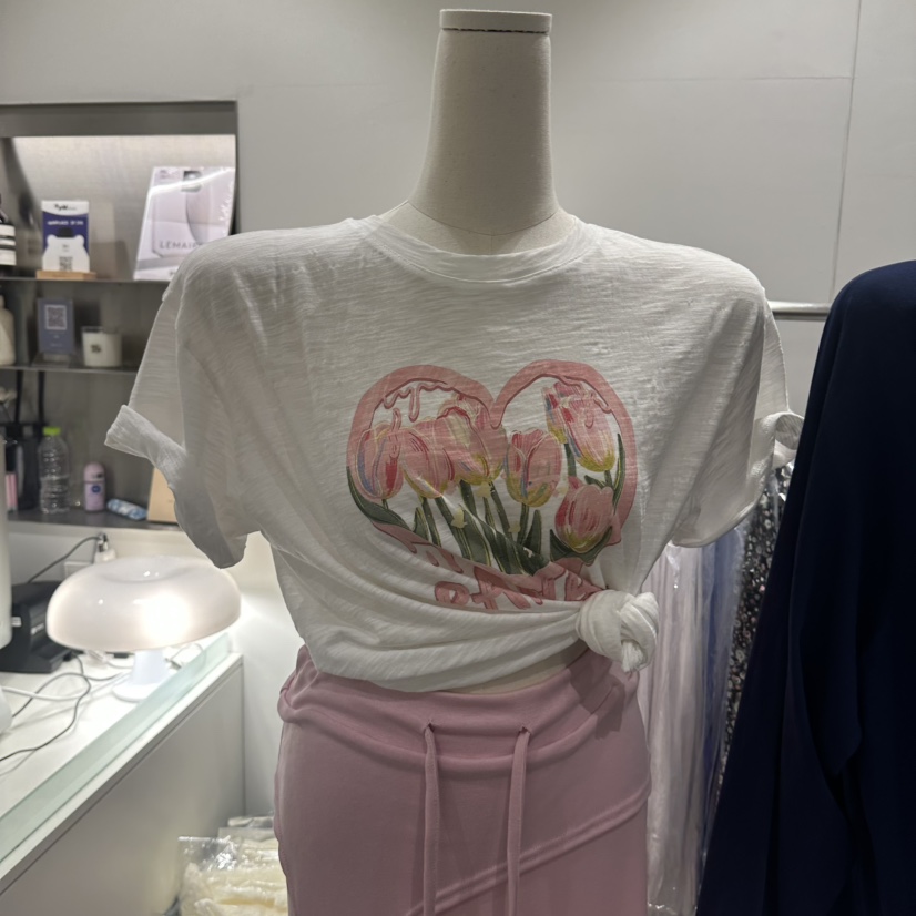 COMBO韓國直郵女裝新款時尚休閑人氣推薦熱賣職業26春夏T恤COM_BOT恤圖色3