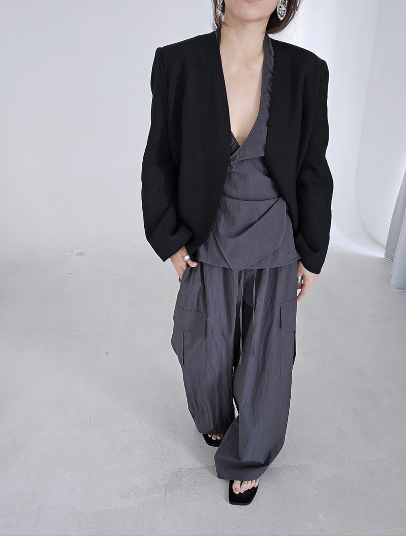 J SHOP韓國東大門代購女裝新品時尚推薦人氣熱賣吊帶背心J_SHOP吊帶/背心