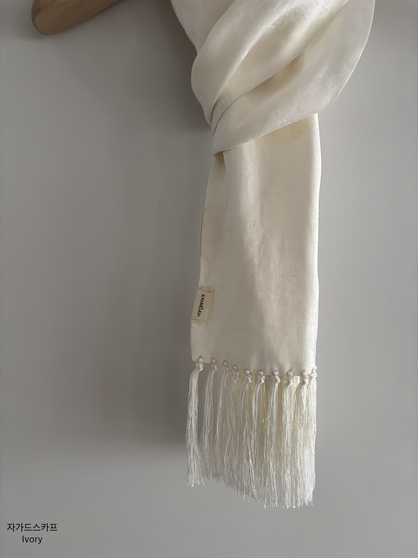 VERGAMOT韓國代購女士新品職業人氣推薦圍巾披肩提花圍巾VERGAMOT圍巾/披肩