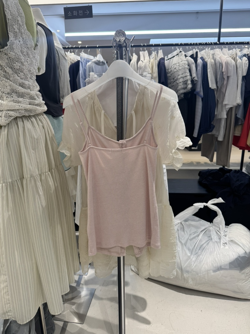 OLI SEOUL韓國代購女士新款時尚休閑職業人氣熱賣吊帶背心OLI SEOUL吊帶/背心