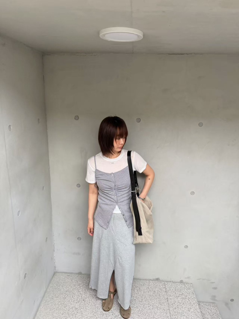 OLI SEOUL韓國代購女士新款時尚休閑職業人氣熱賣吊帶背心OLI SEOUL吊帶/背心