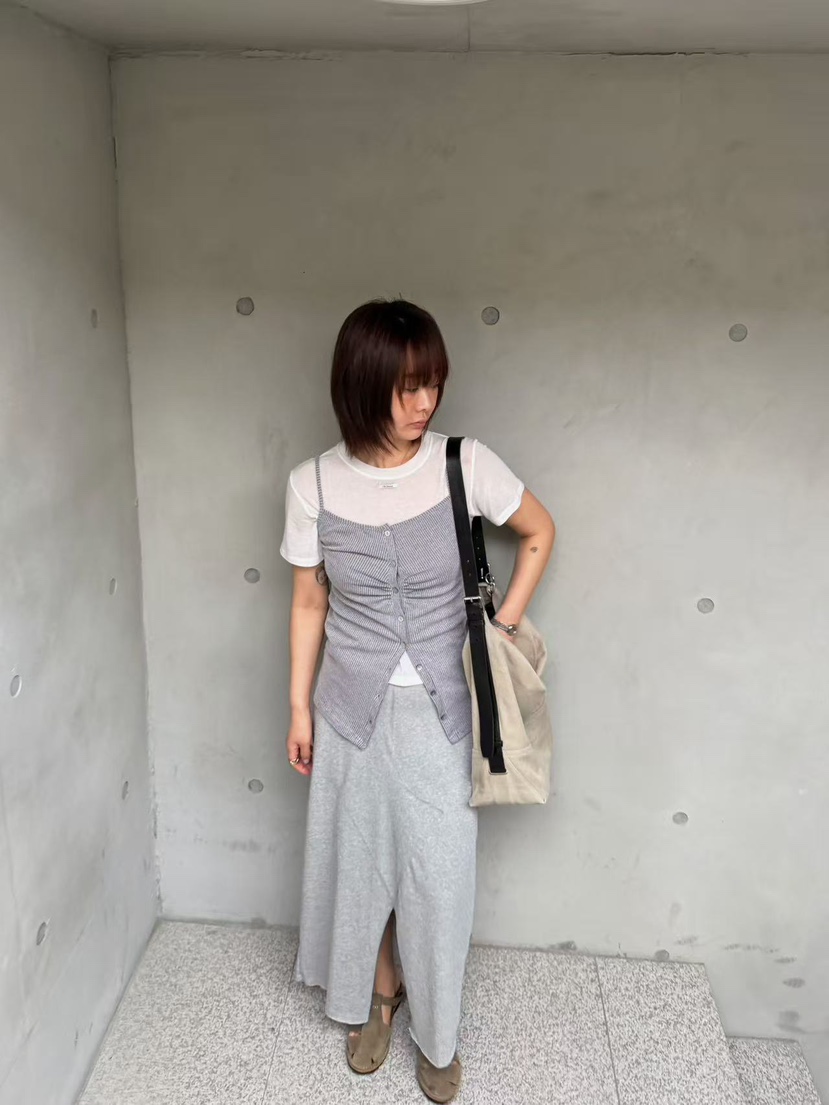 OLI SEOUL韓國代購女士新款時尚休閑職業人氣熱賣吊帶背心OLI SEOUL吊帶/背心