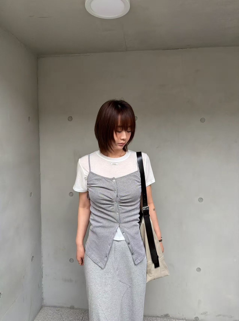 OLI SEOUL韓國代購女士新款時尚休閑職業人氣熱賣吊帶背心OLI SEOUL吊帶/背心