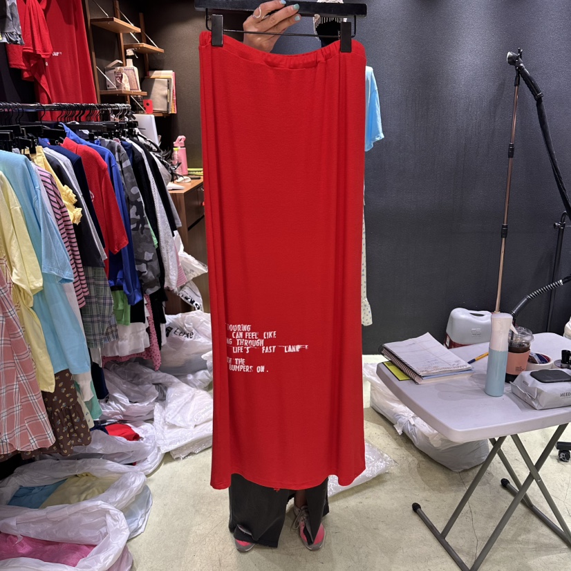 CHAVI韓國東大門直郵女裝新品熱賣時尚人氣26春夏推薦長裙CHAVI長裙圖色1