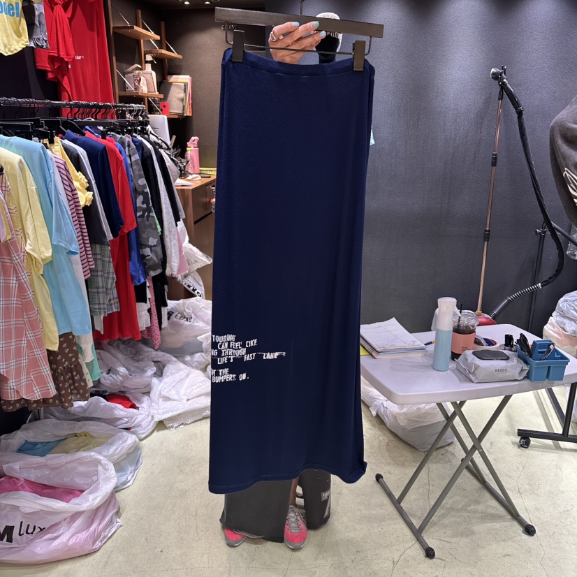 CHAVI韓國東大門直郵女裝新品熱賣時尚人氣26春夏推薦長裙CHAVI長裙圖色2