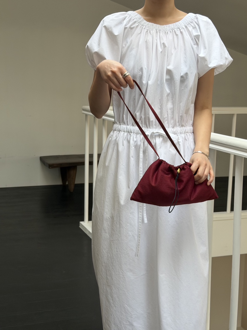 REGULARLY/PLACOR韓國直郵實拍女士新款職業人氣連衣裙褶皺REGULARLY/PLACOR連衣裙