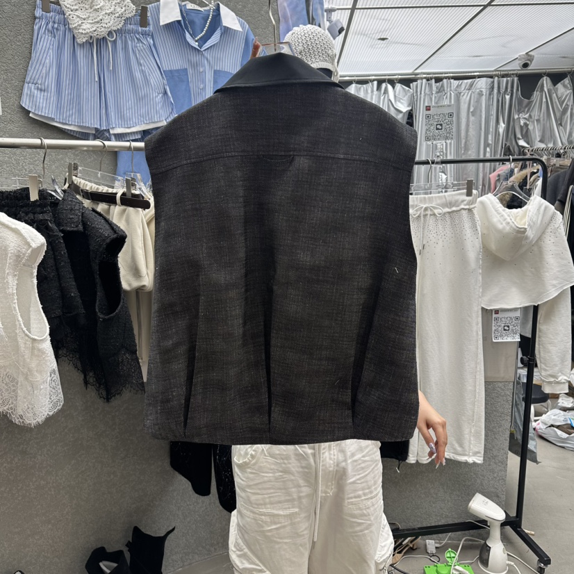 EXIT韓國直郵實拍女士新品推薦人氣時尚職業26春夏熱賣馬甲EXIT馬甲