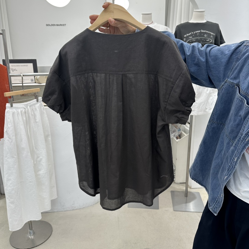 GOLDEN MARKET韓國東大門代購女裝新款26春夏襯衫蕾絲衫褶皺亞麻GOLDEN MARKET襯衫/蕾絲衫