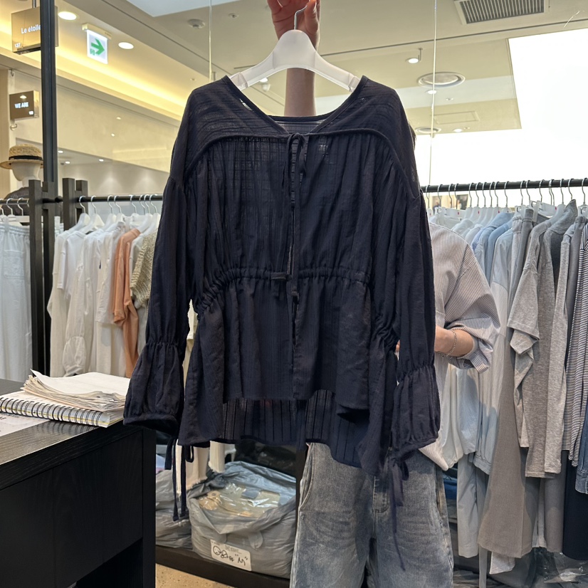 LE ETOILE韓國直郵實拍女士新款推薦人氣襯衫蕾絲衫褶皺Le etoile襯衫/蕾絲衫圖色2