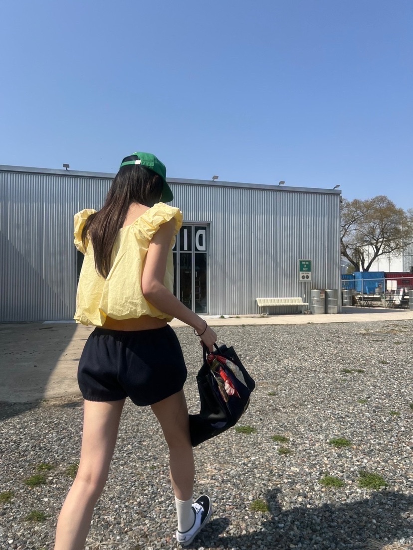 ADDICTED韓國東大門直郵女士新品休閑推薦襯衫蕾絲衫褶皺ADDICTED襯衫/蕾絲衫