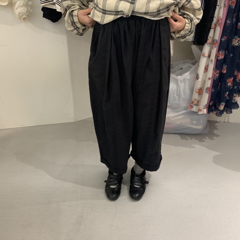 VENTI韓國東大門直郵女裝新品時尚職業推薦26春夏休閑褲蕾絲VENTI休閑褲圖色3