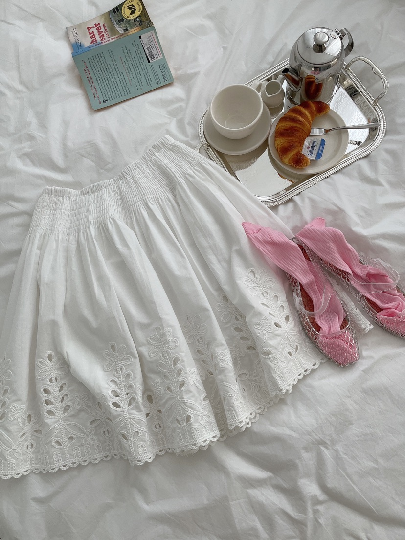 MINIQUEENS韓國東大門代購女士新款職業半身裙中短裙刺繡MINIQUEENS半身裙/中短裙