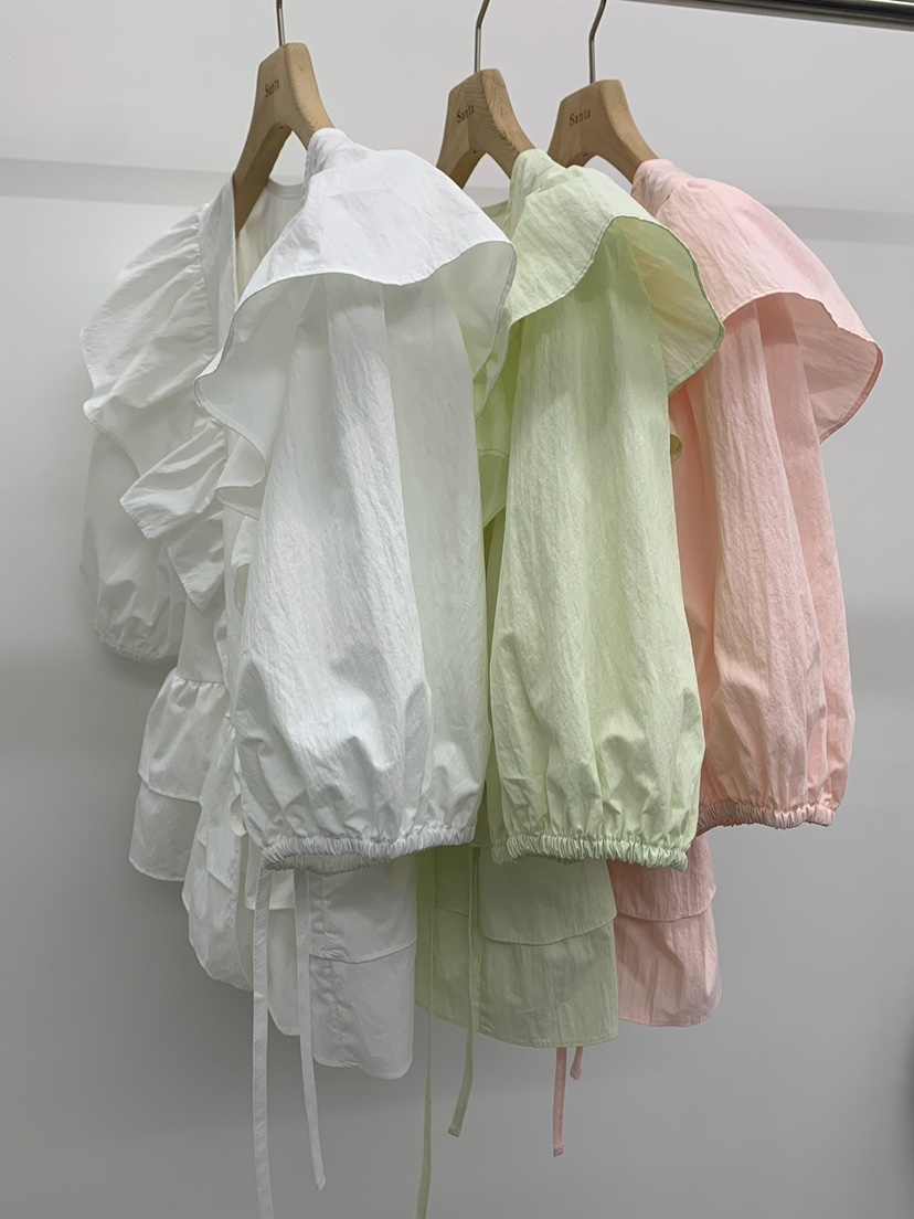 LOVE MY SANTA韓國直郵女裝新款26春夏人氣休閑襯衫蕾絲衫Santa/LOVE MY SANTA襯衫/蕾絲衫