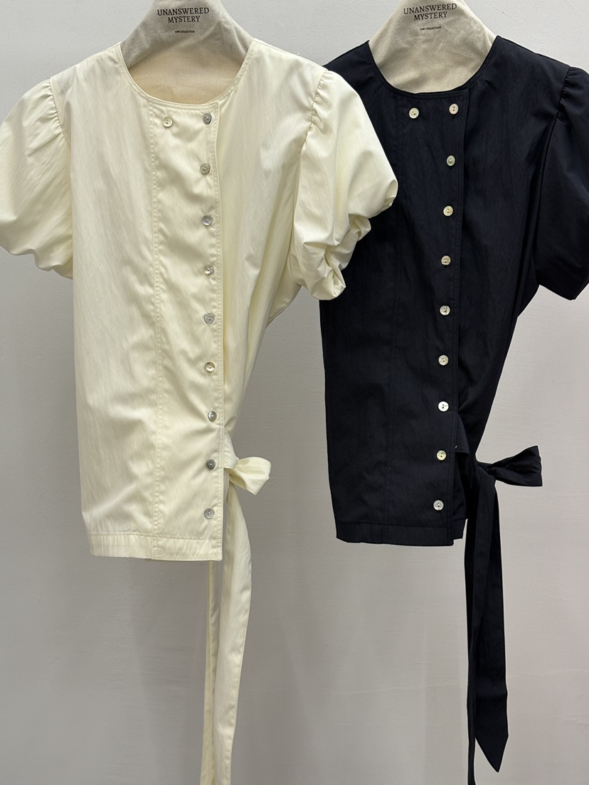 UNANSWERED-MYSTERY/FIFO韓國東大門直郵女裝新品休閑襯衫蕾絲衫泡泡袖UNANSWERED-MYSTERY/FIFO襯衫/蕾絲衫