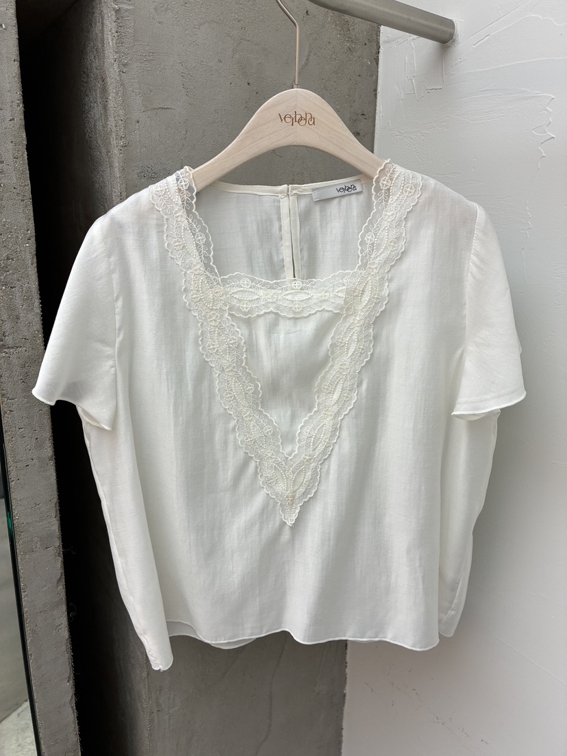 Verbena韓國直郵實拍女裝新品職業推薦時尚襯衫蕾絲衫蕾絲Verbena襯衫/蕾絲衫圖色1