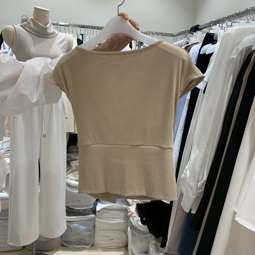 LOVE SOME韓國代購女裝新品時尚推薦職業26春夏T恤不對稱LOVE SOMET恤