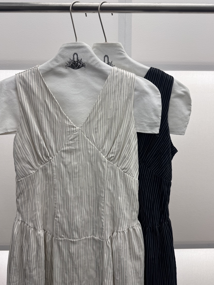 MILUI東大門代購女裝新品熱賣推薦休閑真品人氣時尚連衣裙MILUI連衣裙