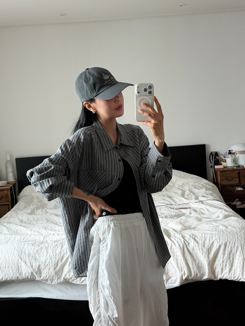 MILUI東大門直郵女裝新款熱賣人氣推薦時尚休閑襯衫蕾絲衫MILUI襯衫/蕾絲衫