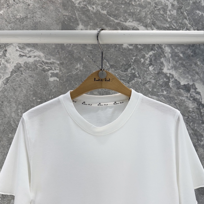 ROOKIE BUD東大門實拍女裝新品時尚職業熱賣休閑推薦T恤ROOKIE BUD-LT恤