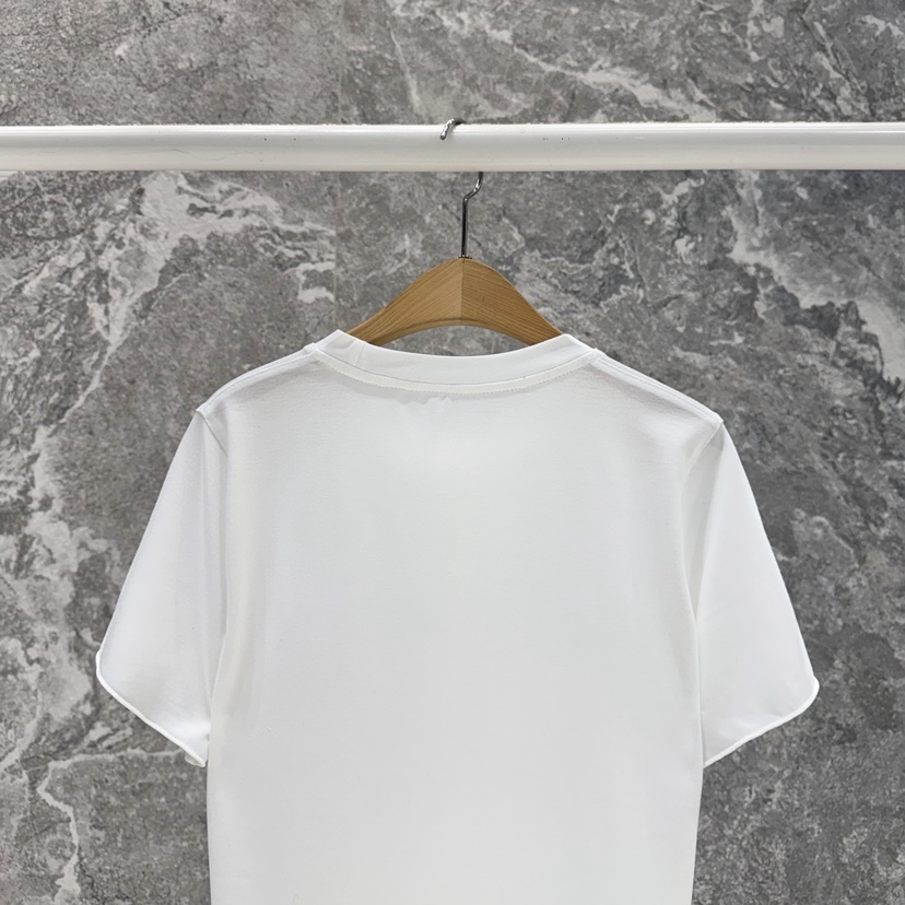 ROOKIE BUD東大門實拍女裝新品時尚職業熱賣休閑推薦T恤ROOKIE BUD-LT恤