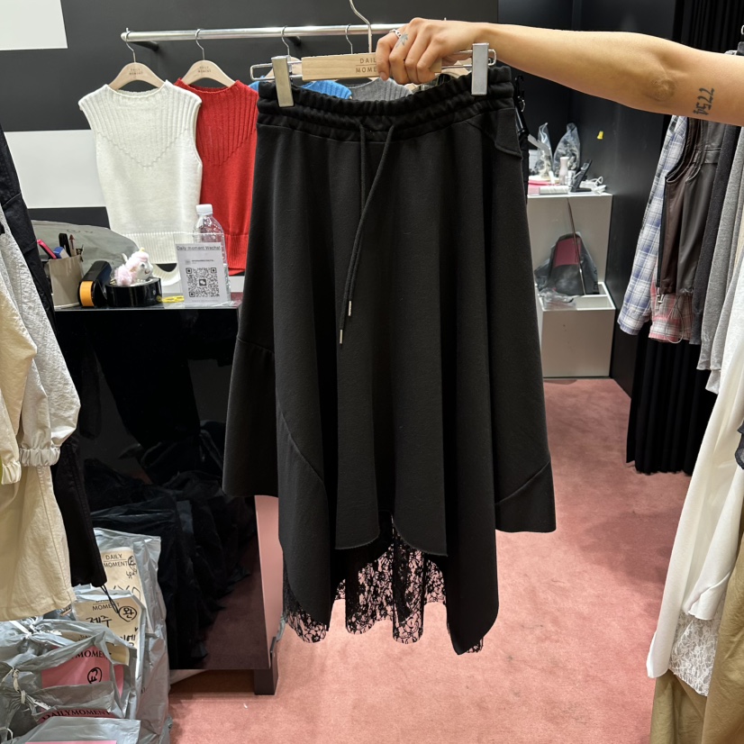 DAILY MOMENT韓國代購女裝新款熱賣半身裙中短裙不對稱蕾絲DAILY MOMENT半身裙/中短裙圖色2