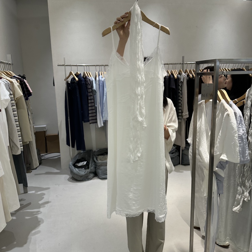 OVU韓國代購女裝新款休閑26春夏推薦熱賣時尚連衣裙含圍巾OVU連衣裙圖色1