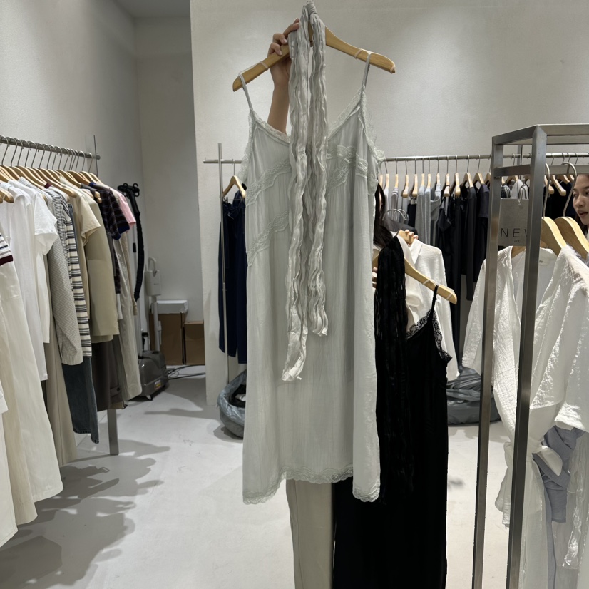 OVU韓國代購女裝新款休閑26春夏推薦熱賣時尚連衣裙含圍巾OVU連衣裙圖色2