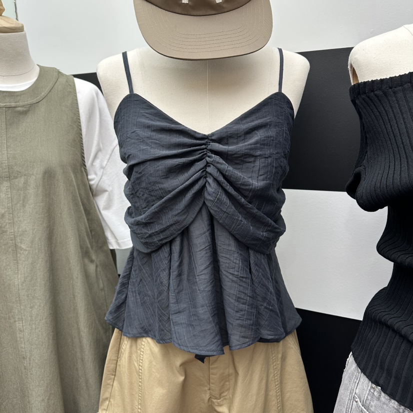 DAILY MOMENT韓國東大門代購女士新款熱賣時尚職業吊帶背心DAILY MOMENT吊帶/背心圖色2