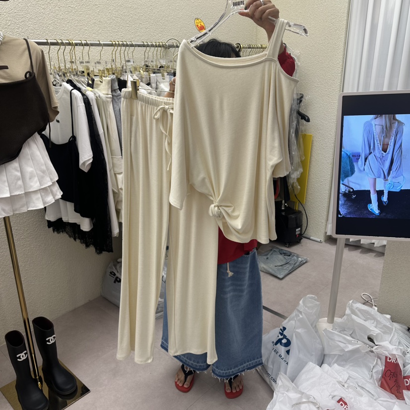 DRAWING韓國東大門代購女裝新款人氣套裝不對稱奶油色套裝DRAWING套裝圖色1