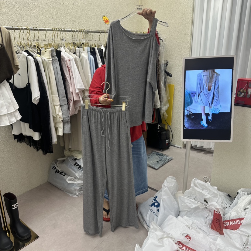 DRAWING韓國東大門代購女裝新款人氣套裝不對稱奶油色套裝DRAWING套裝圖色2