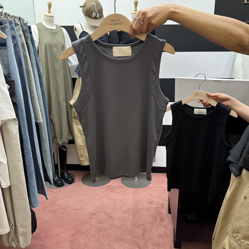 DAILY MOMENT韓國直郵實拍女裝新品職業時尚26春夏吊帶背心DAILY MOMENT吊帶/背心圖色2灰色