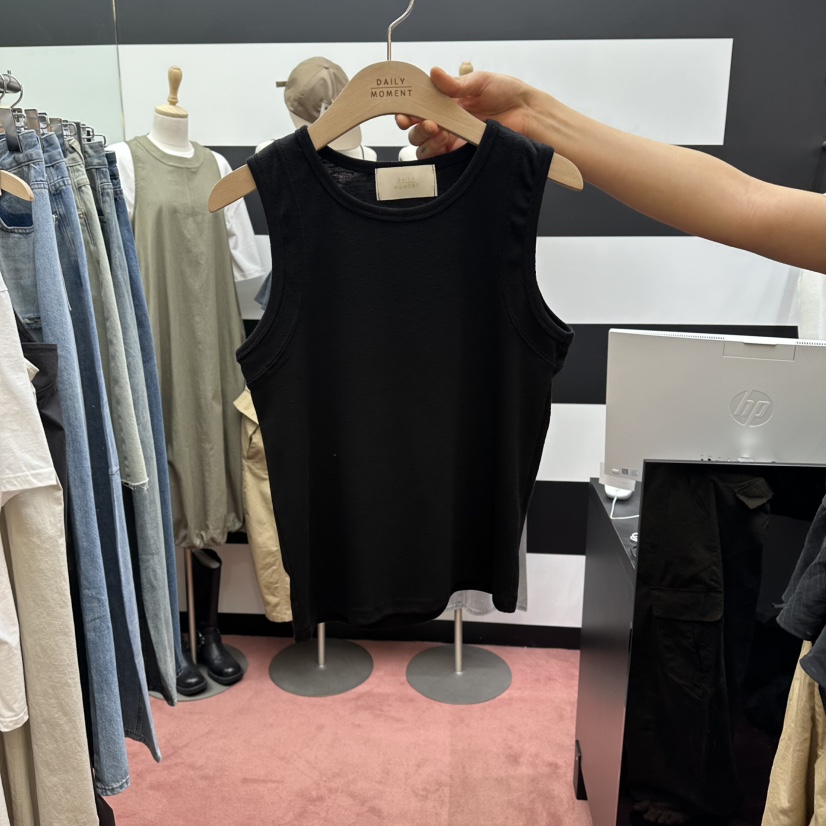 DAILY MOMENT韓國直郵實拍女裝新品職業時尚26春夏吊帶背心DAILY MOMENT吊帶/背心圖色3黑色