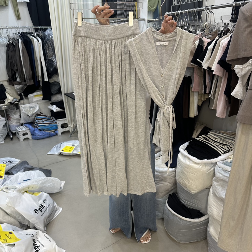 BILLION-L韓國代購女士新款休閑職業26春夏套裝不含絲巾褶裥BILLION-L套裝圖色2