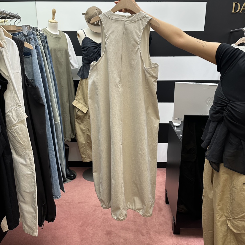 DAILY MOMENT韓國直郵女裝新款人氣時尚推薦休閑職業連衣裙DAILY MOMENT連衣裙