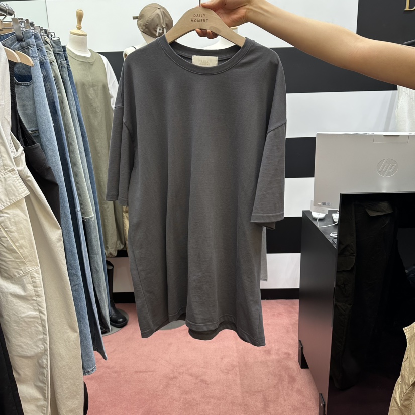 DAILY MOMENT韓國代購女裝新品職業時尚熱賣休閑T恤寬松DAILY MOMENTT恤圖色2