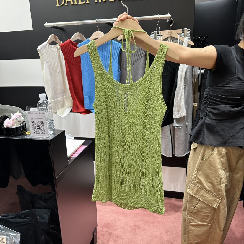 DAILY MOMENT韓國直郵女裝新品職業時尚推薦人氣吊帶背心DAILY MOMENT吊帶/背心