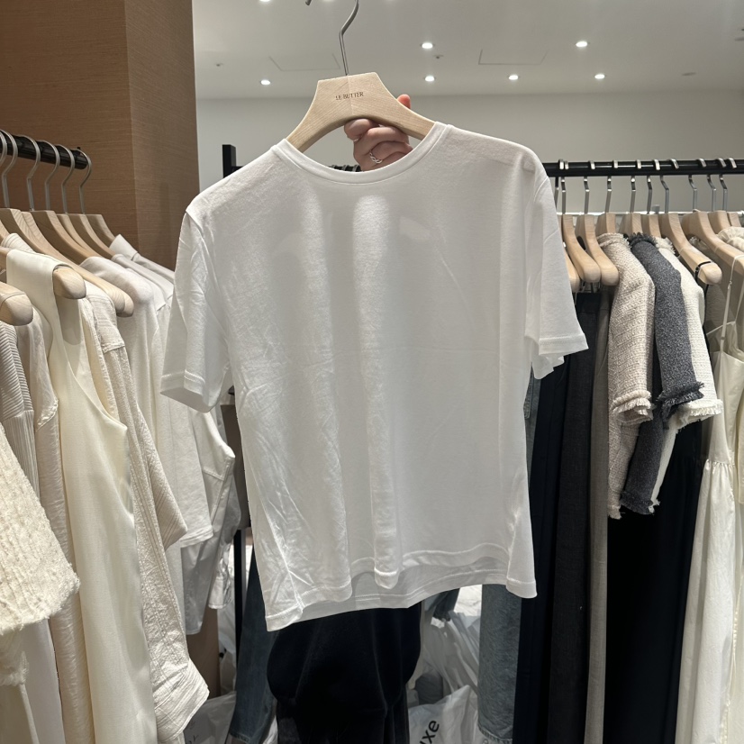 LE BUTTER韓國直郵實拍女裝新品時尚推薦熱賣職業休閑T恤LE BUTTERT恤圖色1